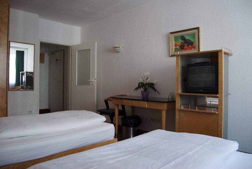 Rugs Hotel Duesseldorf Exteriör bild