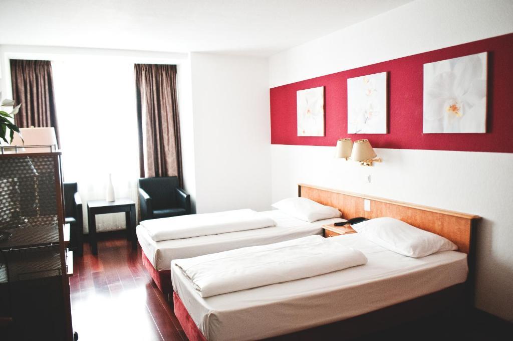 Rugs Hotel Duesseldorf Rum bild